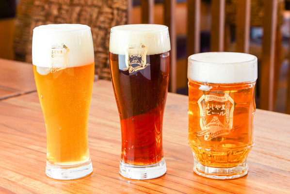 طơƣCraft BeerָطСᄾƏSľЮ(dng)?sh)؝ɫơƣa(chn)mߣ{طؿζAЈһϯ֮ء2015rĽy(tng)Ӌձs200ҵĵطơƷơձεόfÿһ،Ү(dng)?sh)ƣ@ЩطơƳ֡LҰhҲ⣬(dng)?sh)Ҳڲٵطơӣȫձһ֪ȡѩѱLҰѩğᳱУˌmԼˮƽĻѩ֮⣬ҒʳҲ˴ұĹn